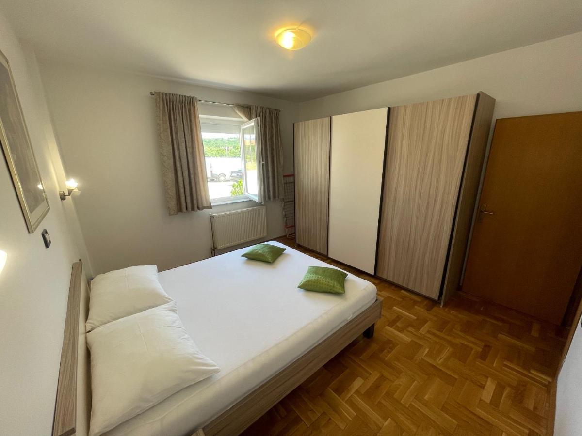 Apartments Duje Ribnica Obrovac Luaran gambar