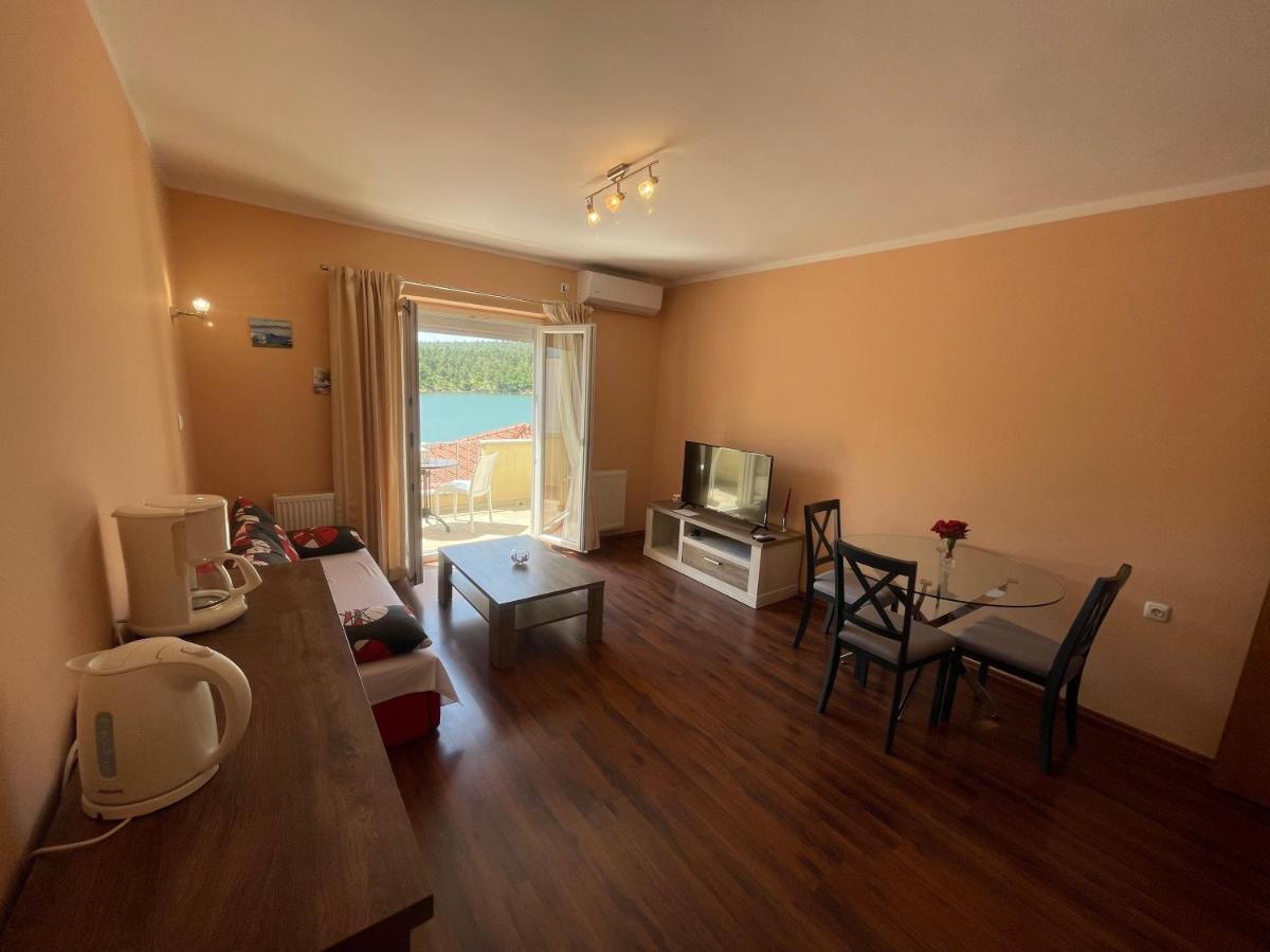 Apartments Duje Ribnica Obrovac Luaran gambar