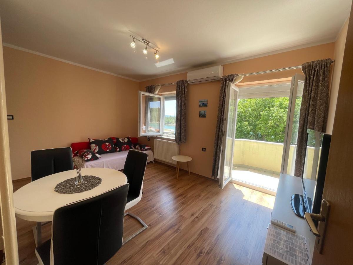 Apartments Duje Ribnica Obrovac Luaran gambar