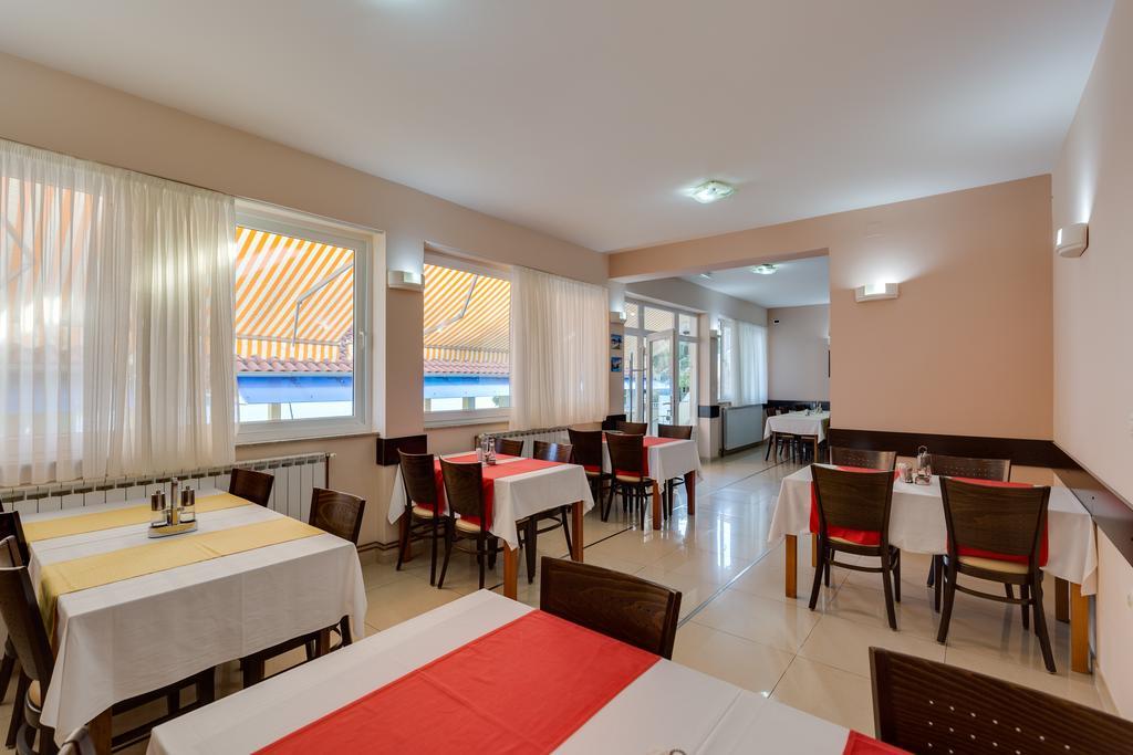 Apartments Duje Ribnica Obrovac Luaran gambar